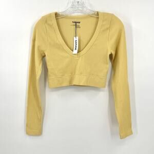 GARAGE Long Sleeve Ribbed Plunge Neck Crop Top Women’s Shirt Size Medium Butter